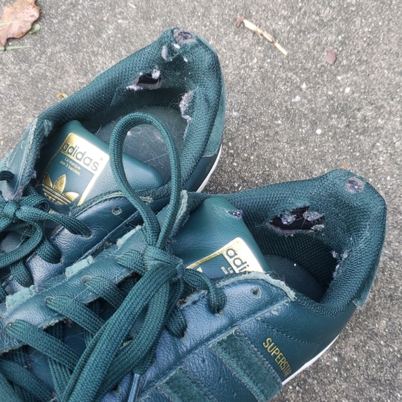 Green Velvet Shell Toe ADIDAS - Picture 5 of 6